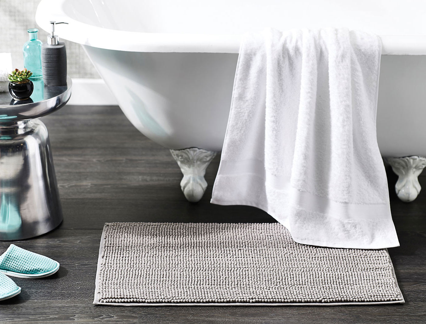 Bobble BM Bed Bath N' Table