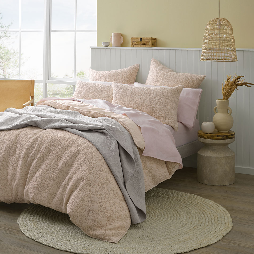 Buy Daisy Quilt Cover Online Bed Bath N' Table