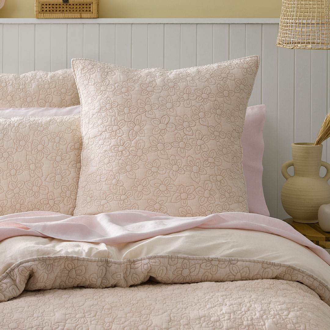 Buy Daisy Quilt Cover Online Bed Bath N' Table