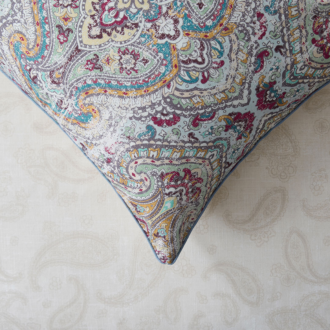 JAMIL Print Exotic Bed Bath N' Table